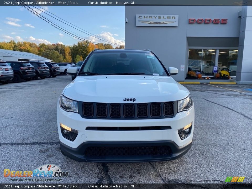 2021 Jeep Compass Altitude 4x4 White / Black Photo #7