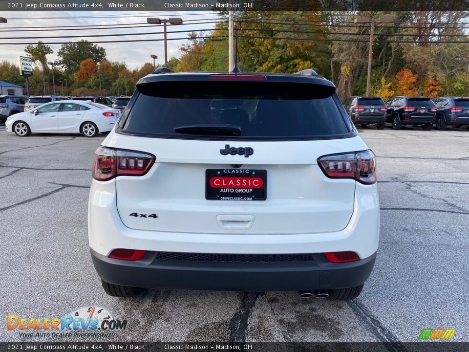 2021 Jeep Compass Altitude 4x4 White / Black Photo #10