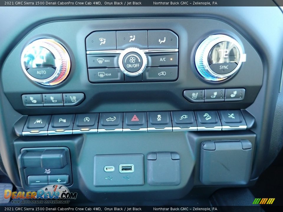 Controls of 2021 GMC Sierra 1500 Denali CabonPro Crew Cab 4WD Photo #19