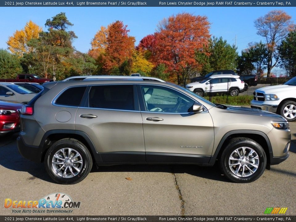 2021 Jeep Cherokee Latitude Lux 4x4 Light Brownstone Pearl / Ski Gray/Black Photo #4