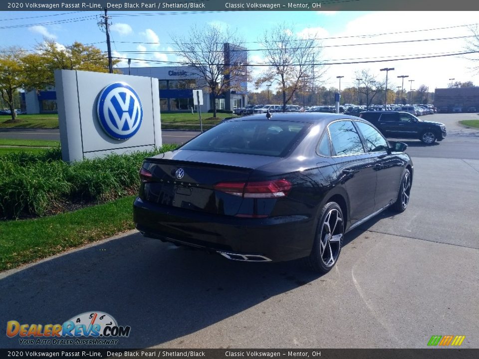 2020 Volkswagen Passat R-Line Deep Black Pearl / Shetland/Black Photo #2