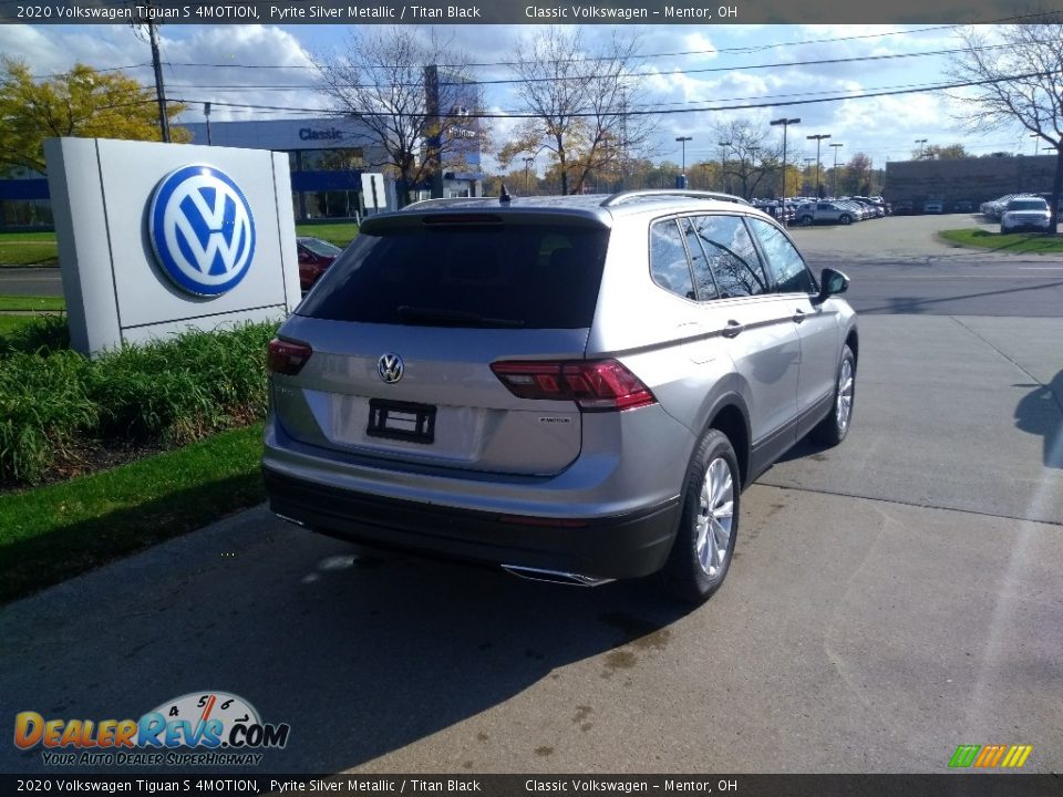 2020 Volkswagen Tiguan S 4MOTION Pyrite Silver Metallic / Titan Black Photo #2