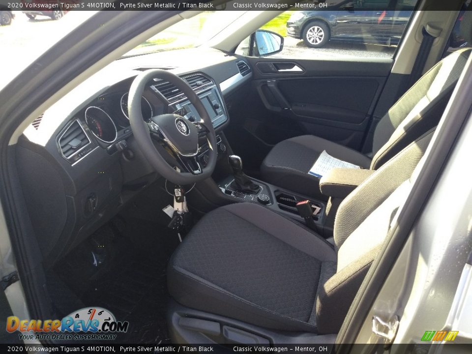 2020 Volkswagen Tiguan S 4MOTION Pyrite Silver Metallic / Titan Black Photo #4