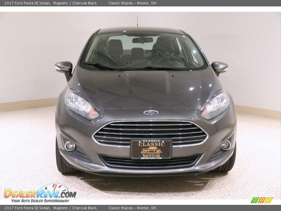 2017 Ford Fiesta SE Sedan Magnetic / Charcoal Black Photo #2