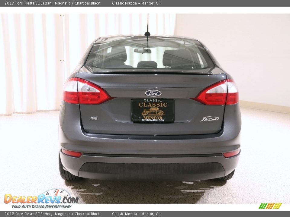 2017 Ford Fiesta SE Sedan Magnetic / Charcoal Black Photo #15