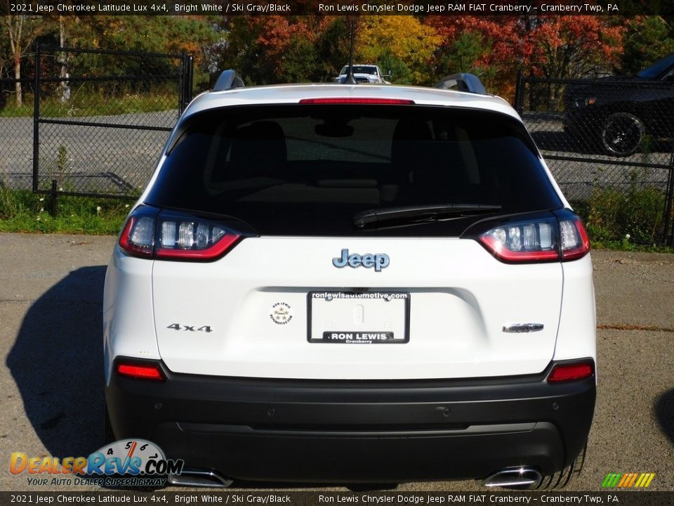 2021 Jeep Cherokee Latitude Lux 4x4 Bright White / Ski Gray/Black Photo #6