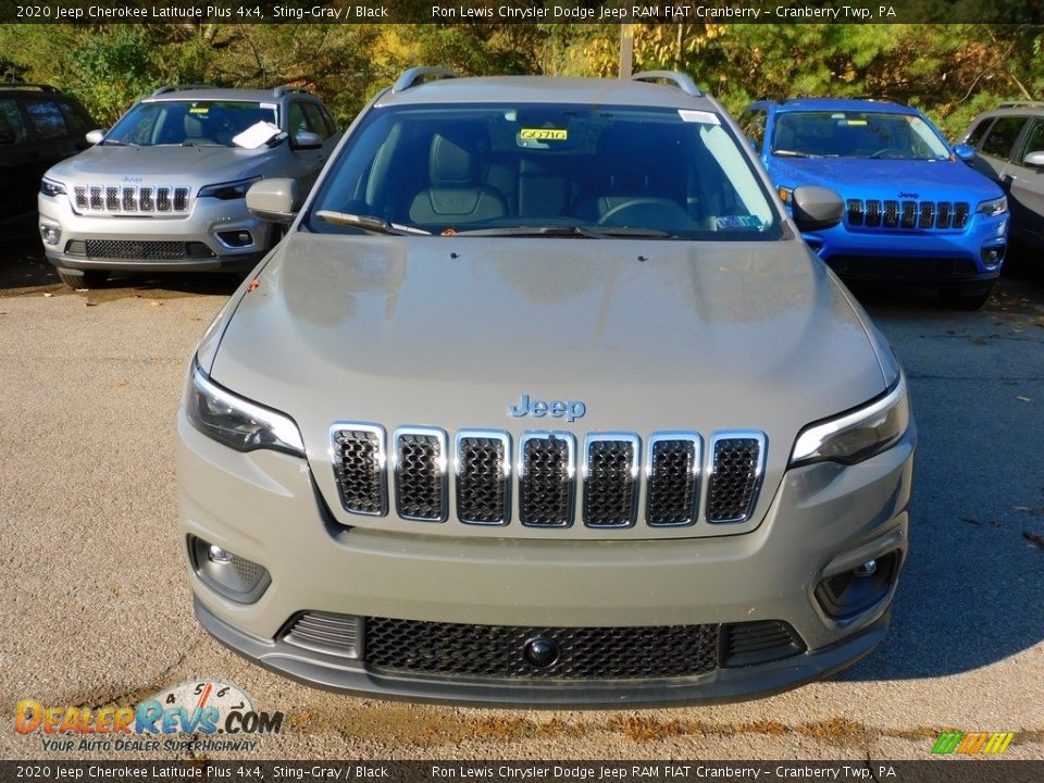 2020 Jeep Cherokee Latitude Plus 4x4 Sting-Gray / Black Photo #2