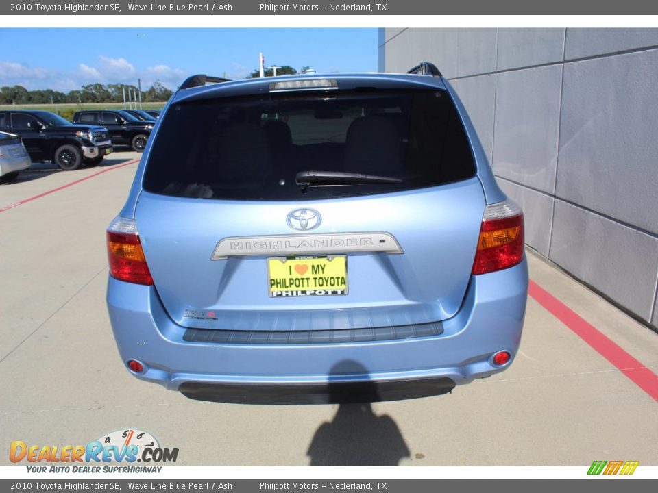 2010 Toyota Highlander SE Wave Line Blue Pearl / Ash Photo #7