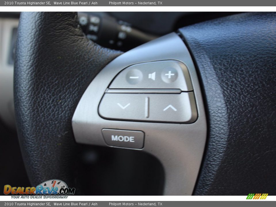 2010 Toyota Highlander SE Wave Line Blue Pearl / Ash Photo #11