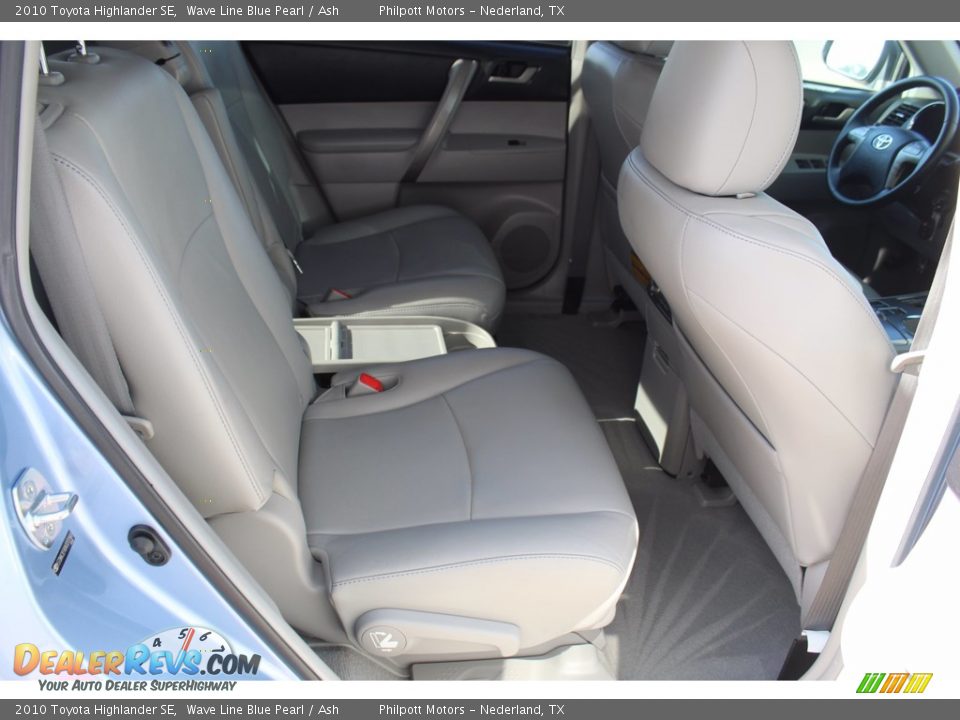 2010 Toyota Highlander SE Wave Line Blue Pearl / Ash Photo #24