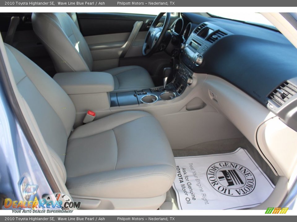 2010 Toyota Highlander SE Wave Line Blue Pearl / Ash Photo #26