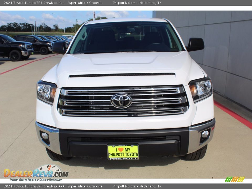2021 Toyota Tundra SR5 CrewMax 4x4 Super White / Graphite Photo #3