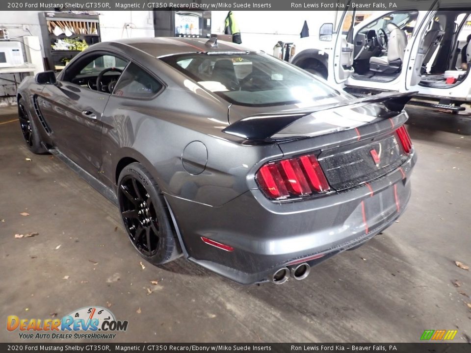 Magnetic 2020 Ford Mustang Shelby GT350R Photo #6
