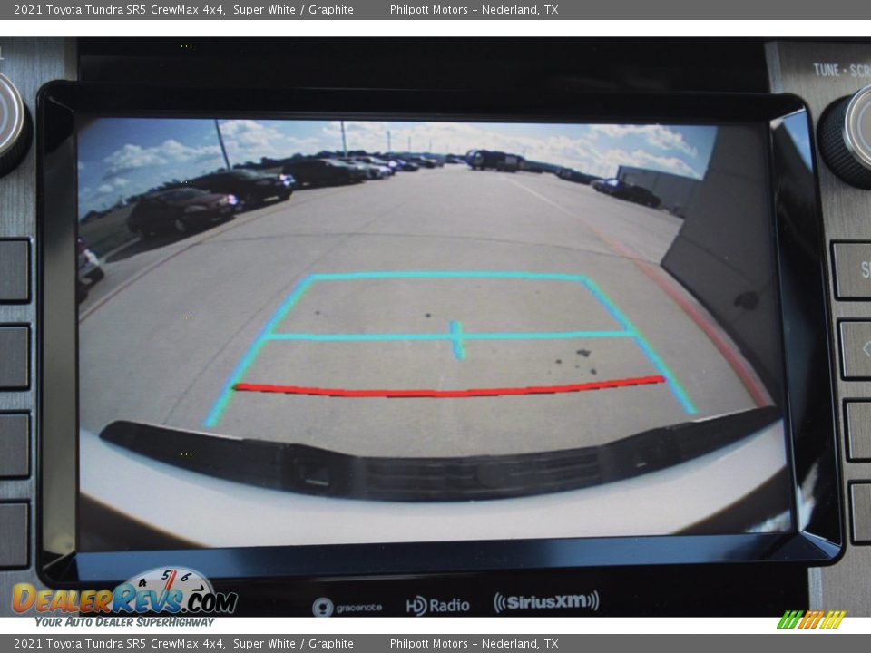 2021 Toyota Tundra SR5 CrewMax 4x4 Super White / Graphite Photo #17