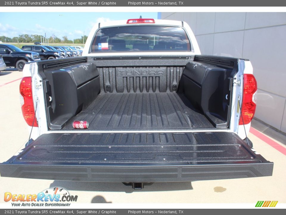 2021 Toyota Tundra SR5 CrewMax 4x4 Super White / Graphite Photo #22