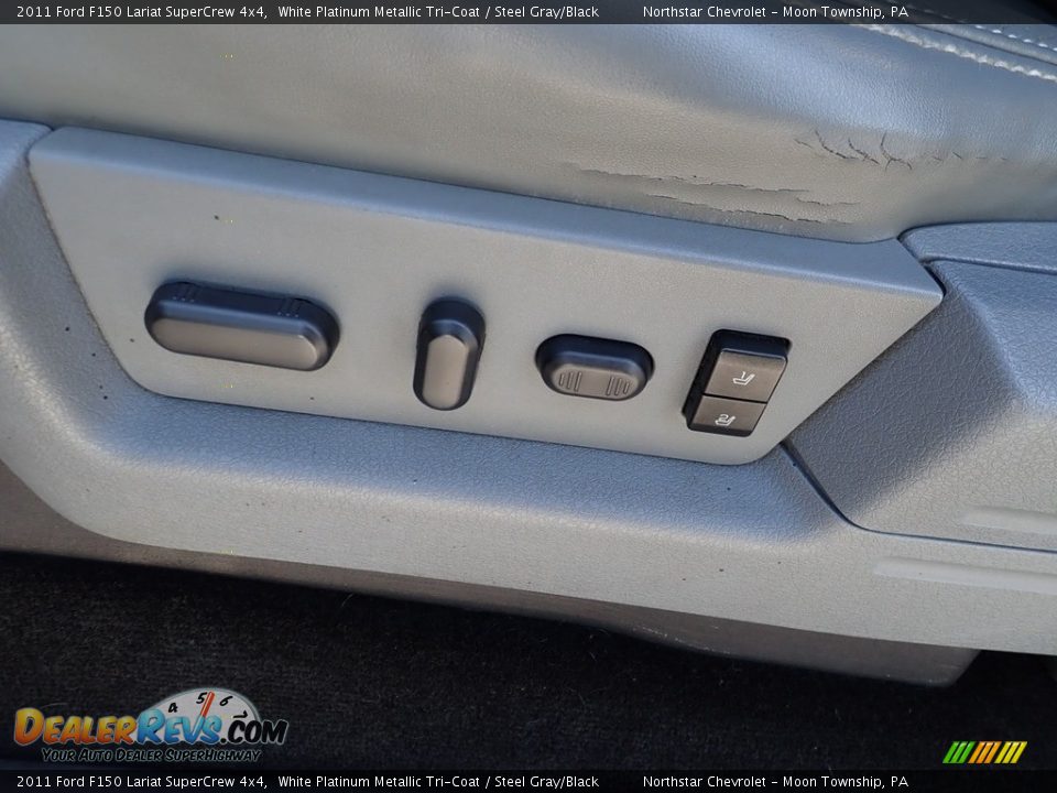 2011 Ford F150 Lariat SuperCrew 4x4 White Platinum Metallic Tri-Coat / Steel Gray/Black Photo #22