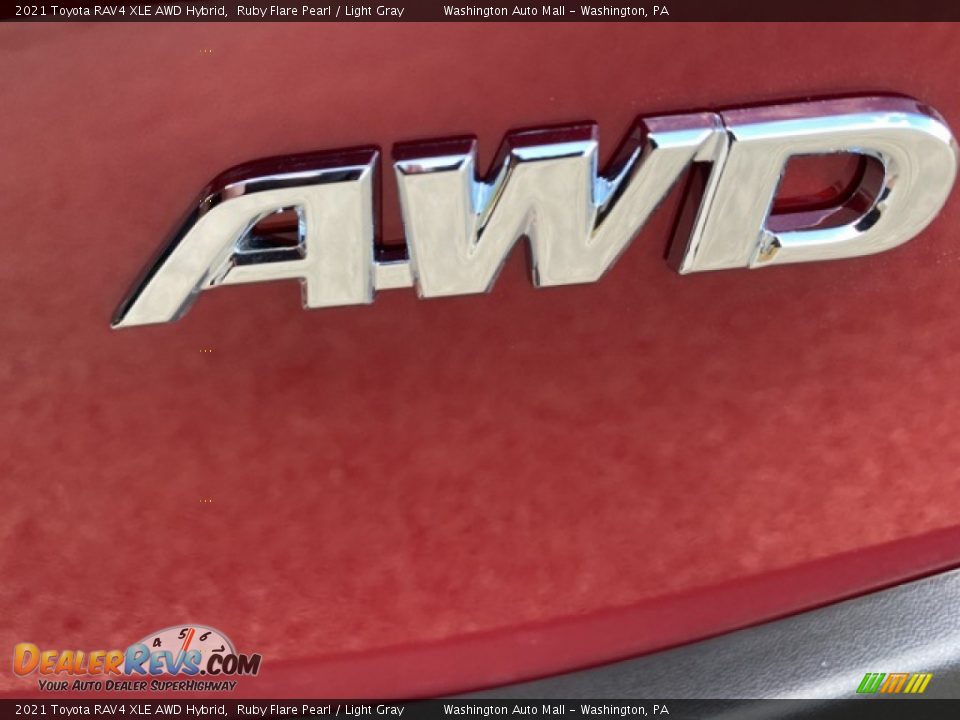 2021 Toyota RAV4 XLE AWD Hybrid Logo Photo #31