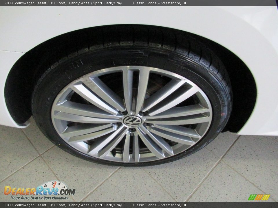 2014 Volkswagen Passat 1.8T Sport Wheel Photo #7