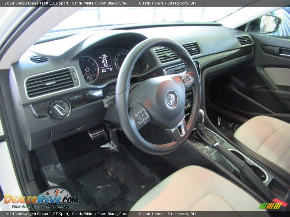 Sport Black/Gray Interior - 2014 Volkswagen Passat 1.8T Sport Photo #27