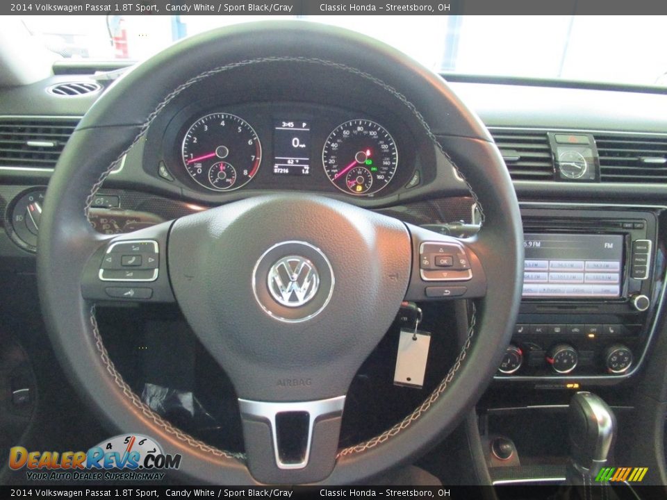 2014 Volkswagen Passat 1.8T Sport Steering Wheel Photo #29