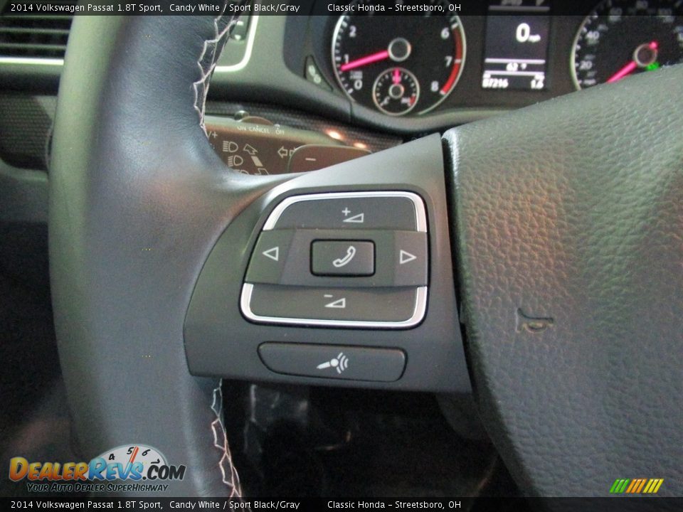 2014 Volkswagen Passat 1.8T Sport Steering Wheel Photo #30