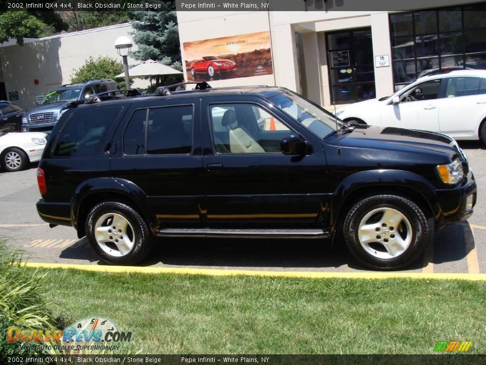 2002 Infiniti QX4 4x4 Black Obsidian / Stone Beige Photo #4