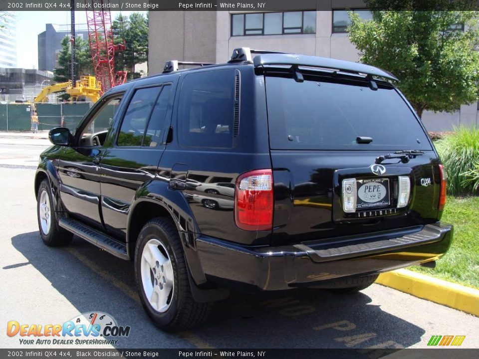 2002 Infiniti QX4 4x4 Black Obsidian / Stone Beige Photo #7