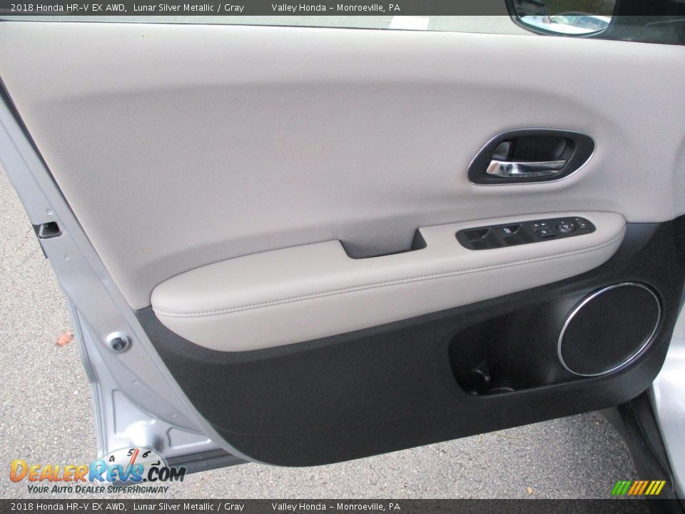 2018 Honda HR-V EX AWD Lunar Silver Metallic / Gray Photo #11