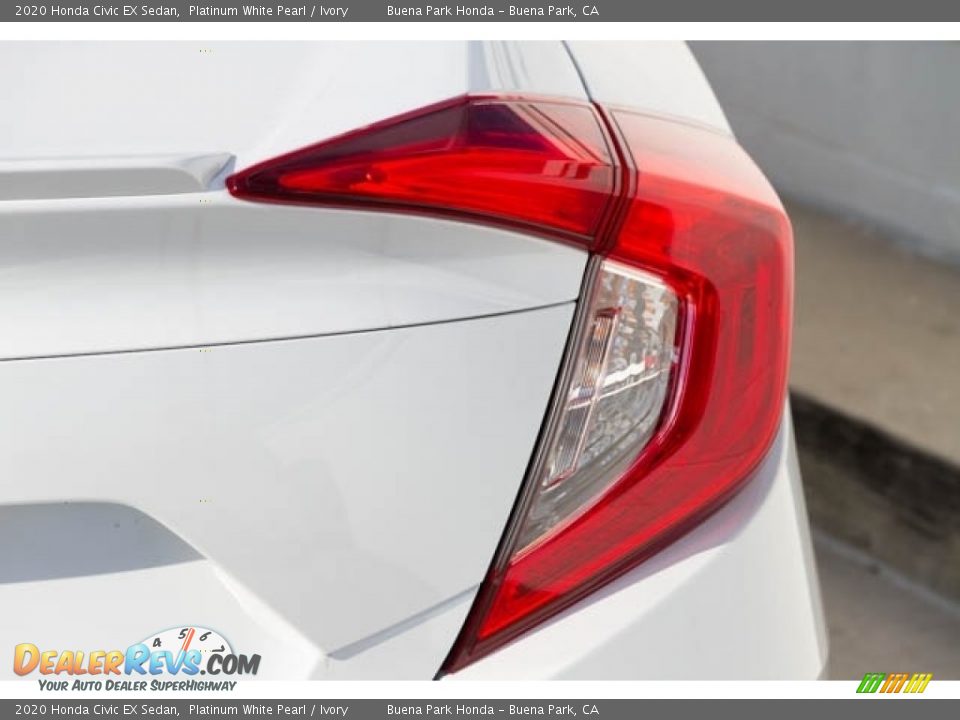 2020 Honda Civic EX Sedan Platinum White Pearl / Ivory Photo #8