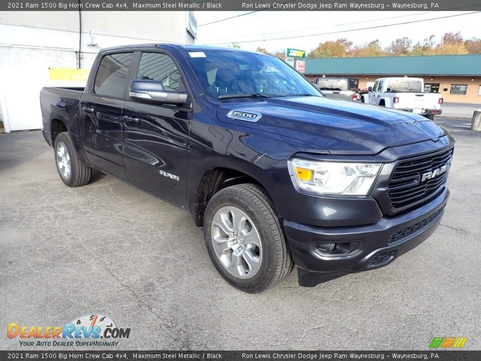 Front 3/4 View of 2021 Ram 1500 Big Horn Crew Cab 4x4 Photo #8