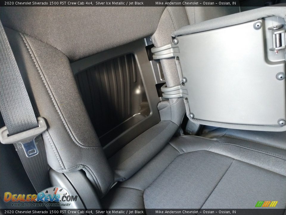 2020 Chevrolet Silverado 1500 RST Crew Cab 4x4 Silver Ice Metallic / Jet Black Photo #26