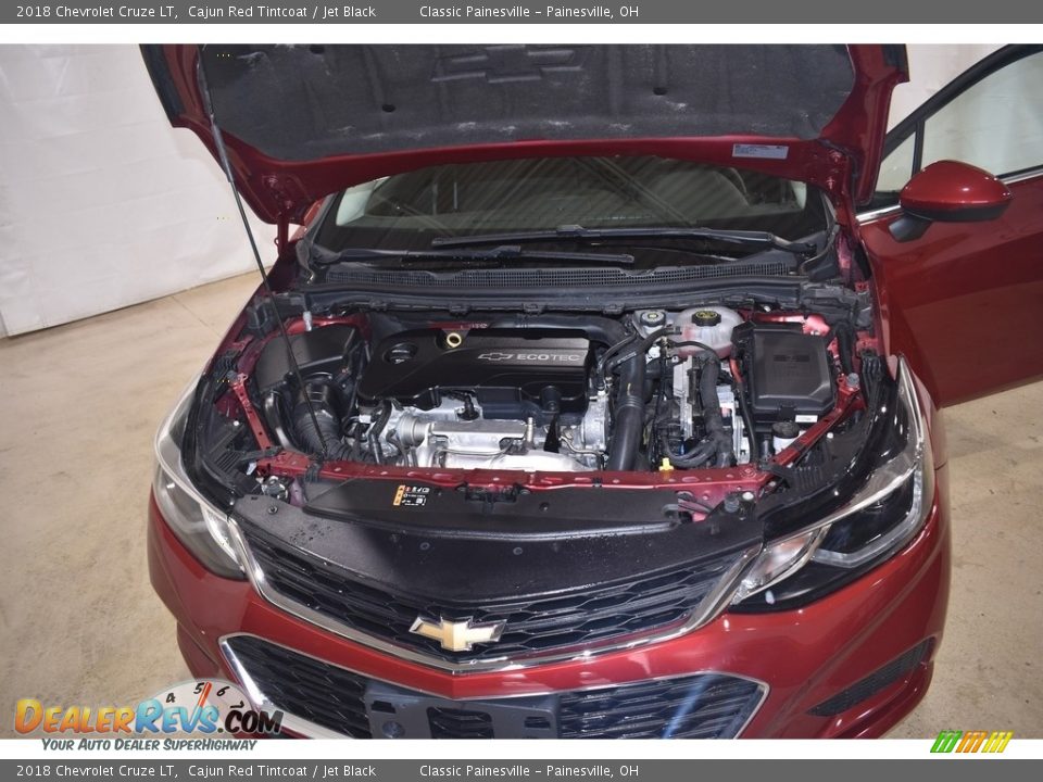 2018 Chevrolet Cruze LT Cajun Red Tintcoat / Jet Black Photo #6