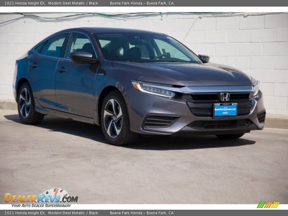 Front 3/4 View of 2021 Honda Insight EX Photo #1