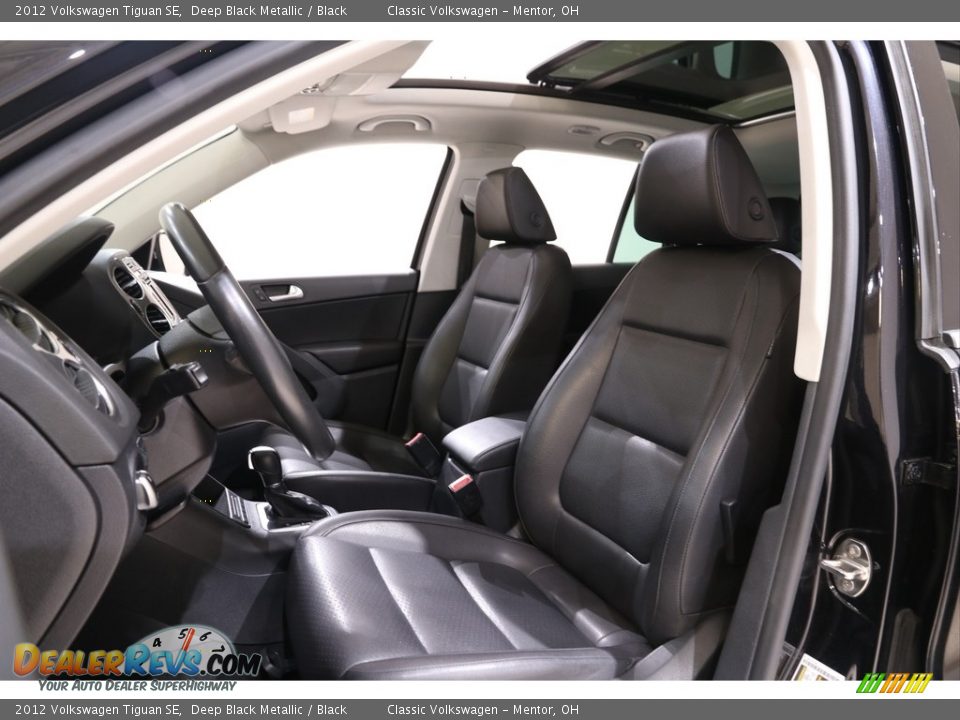 2012 Volkswagen Tiguan SE Deep Black Metallic / Black Photo #5