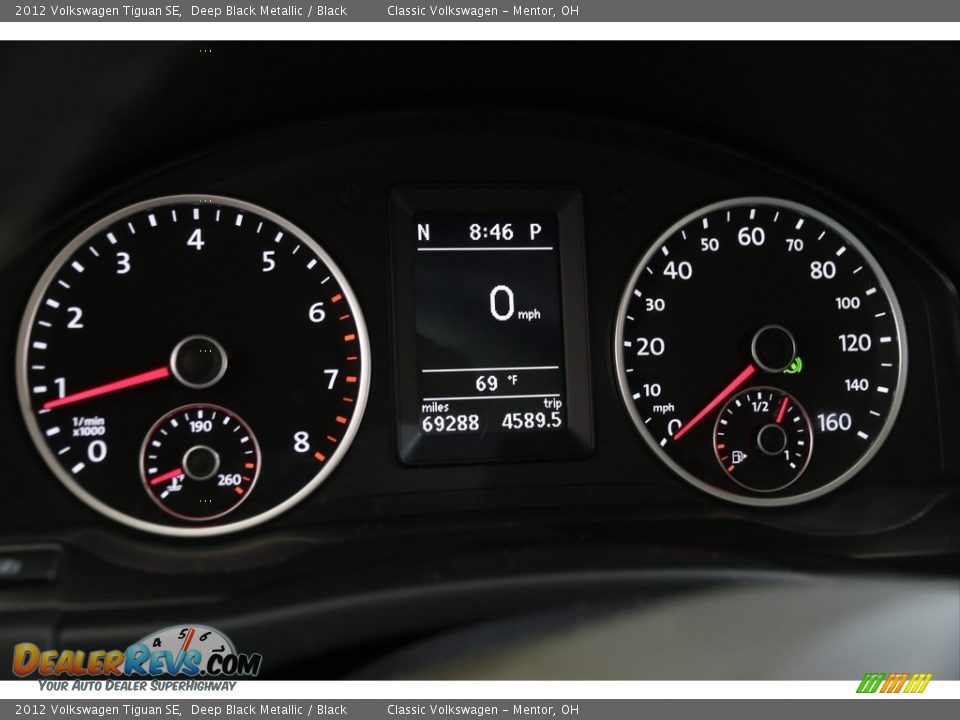 2012 Volkswagen Tiguan SE Deep Black Metallic / Black Photo #8