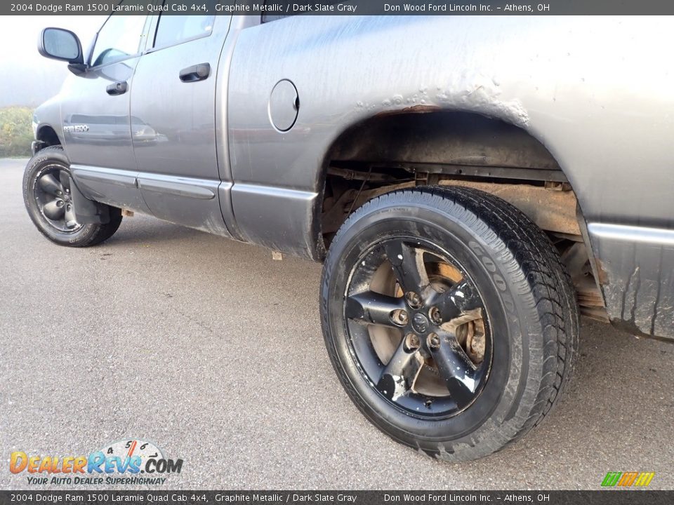 2004 Dodge Ram 1500 Laramie Quad Cab 4x4 Graphite Metallic / Dark Slate Gray Photo #9