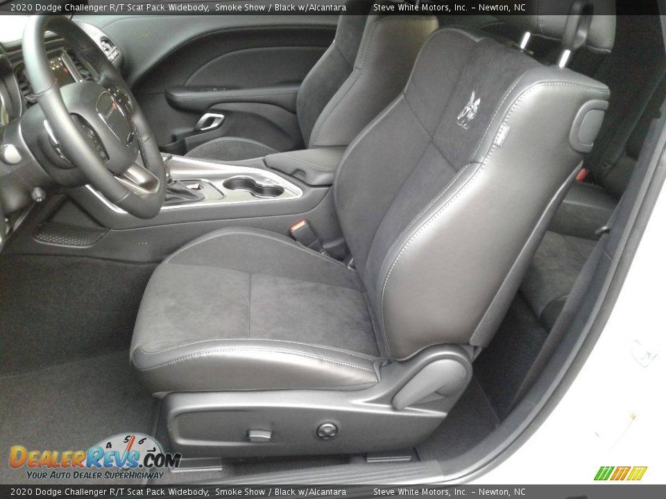Front Seat of 2020 Dodge Challenger R/T Scat Pack Widebody Photo #10