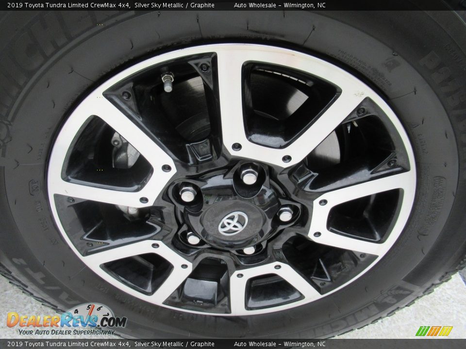 2019 Toyota Tundra Limited CrewMax 4x4 Silver Sky Metallic / Graphite Photo #7