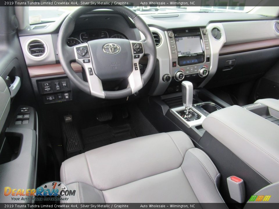 2019 Toyota Tundra Limited CrewMax 4x4 Silver Sky Metallic / Graphite Photo #14