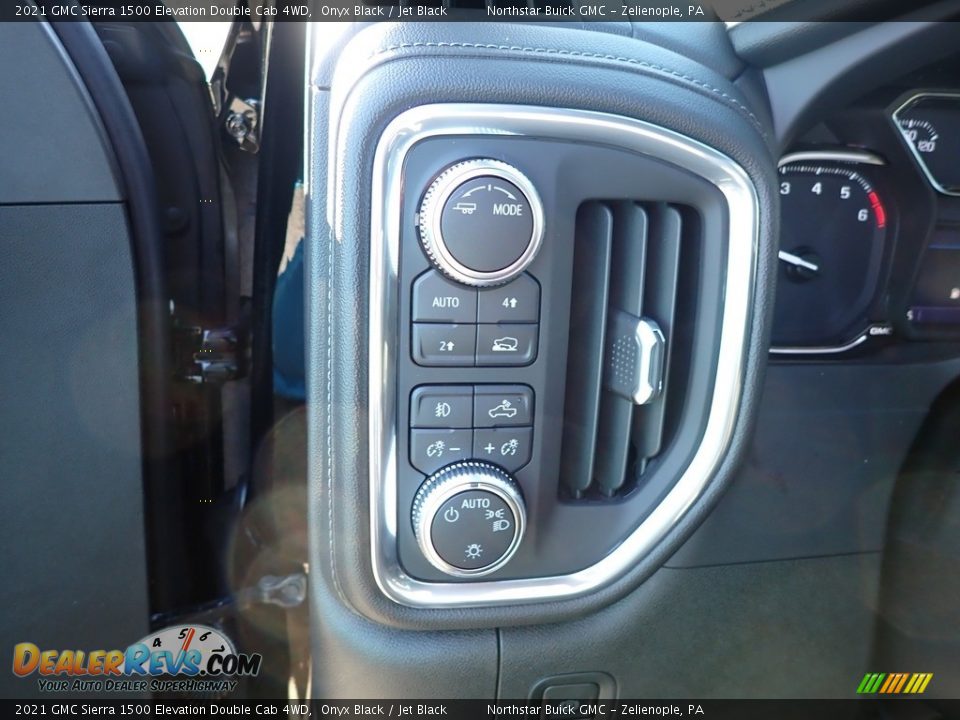 Controls of 2021 GMC Sierra 1500 Elevation Double Cab 4WD Photo #11