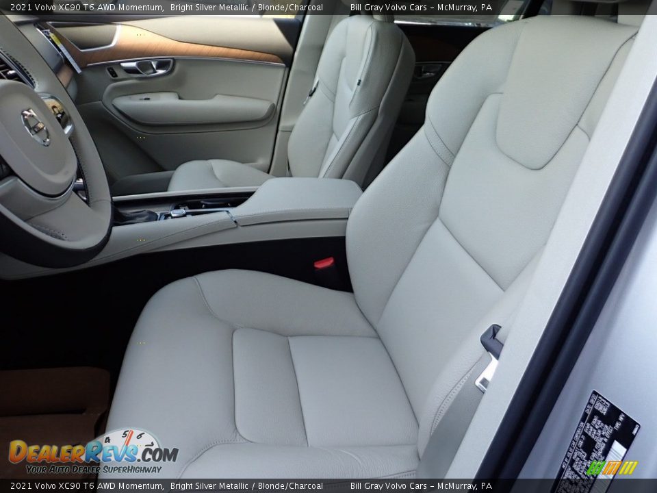 Front Seat of 2021 Volvo XC90 T6 AWD Momentum Photo #8