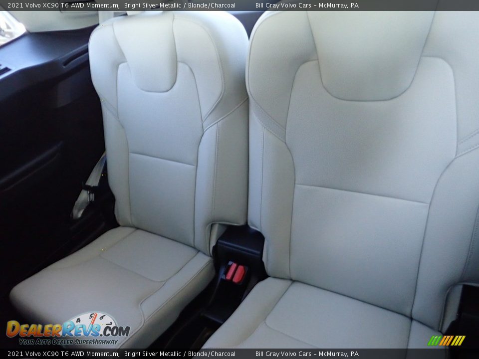 Rear Seat of 2021 Volvo XC90 T6 AWD Momentum Photo #10