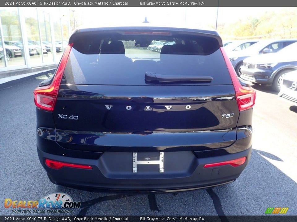 2021 Volvo XC40 T5 R-Design AWD Onyx Black Metallic / Charcoal Photo #3