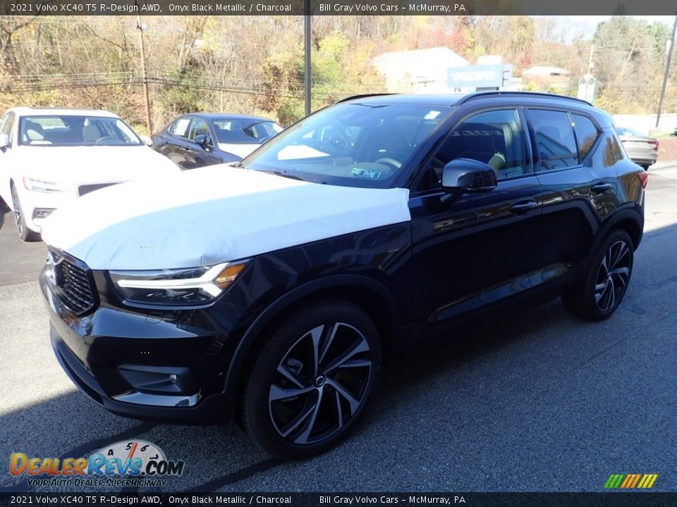 2021 Volvo XC40 T5 R-Design AWD Onyx Black Metallic / Charcoal Photo #5