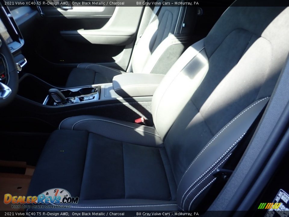 2021 Volvo XC40 T5 R-Design AWD Onyx Black Metallic / Charcoal Photo #8