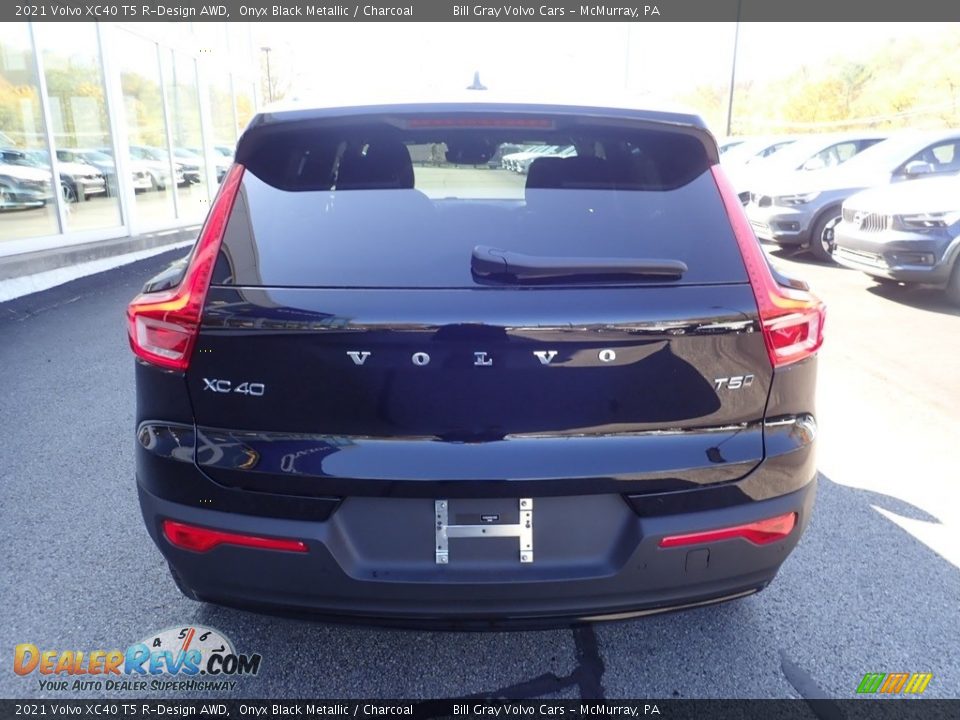 2021 Volvo XC40 T5 R-Design AWD Onyx Black Metallic / Charcoal Photo #3