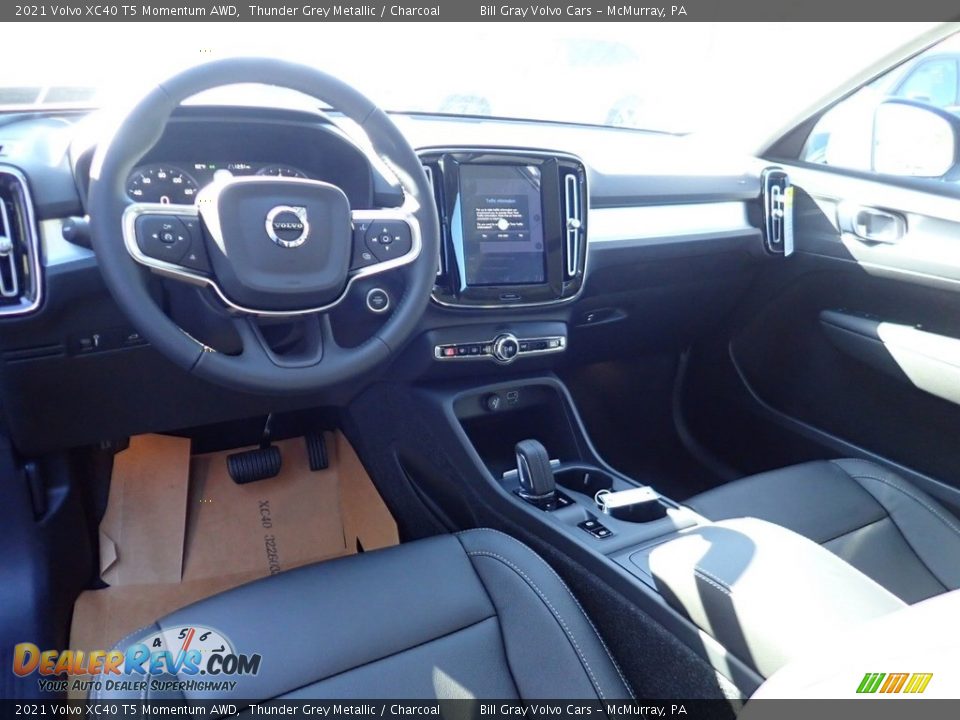 2021 Volvo XC40 T5 Momentum AWD Thunder Grey Metallic / Charcoal Photo #10