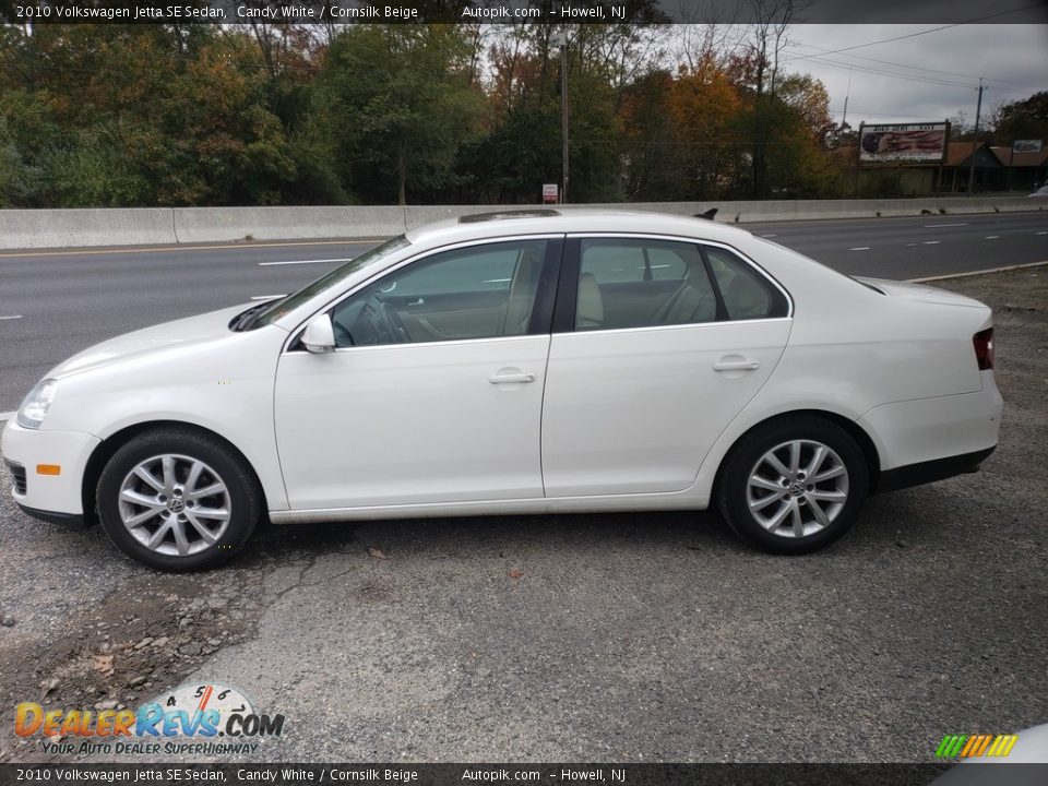 2010 Volkswagen Jetta SE Sedan Candy White / Cornsilk Beige Photo #4