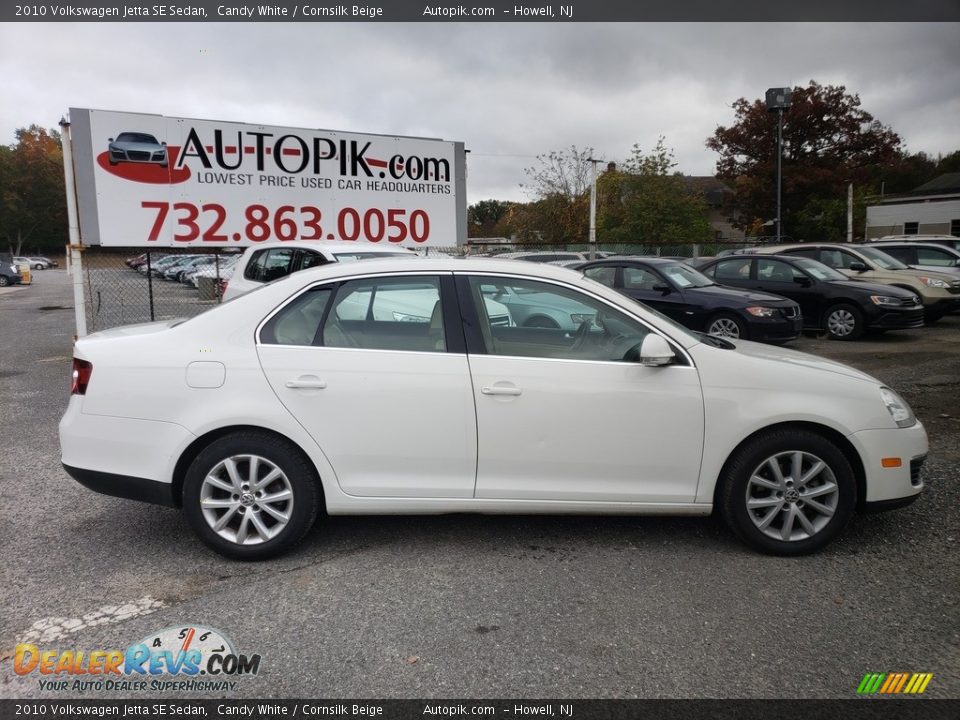 2010 Volkswagen Jetta SE Sedan Candy White / Cornsilk Beige Photo #8