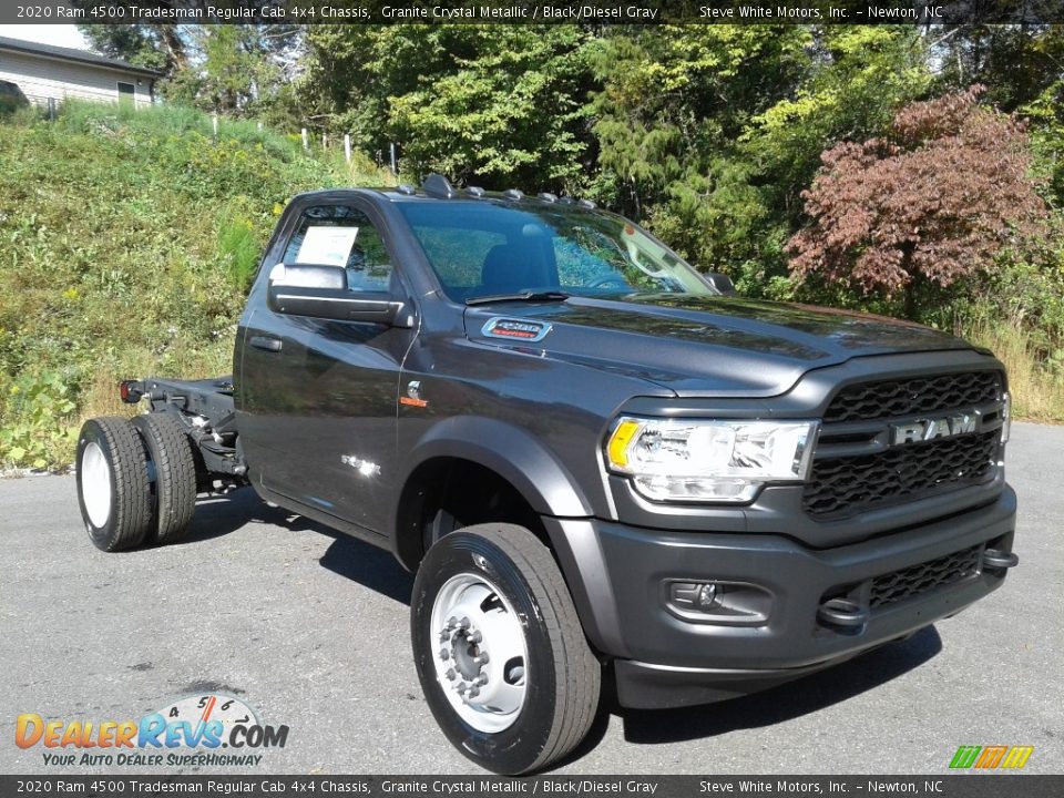 Front 3/4 View of 2020 Ram 4500 Tradesman Regular Cab 4x4 Chassis Photo #4
